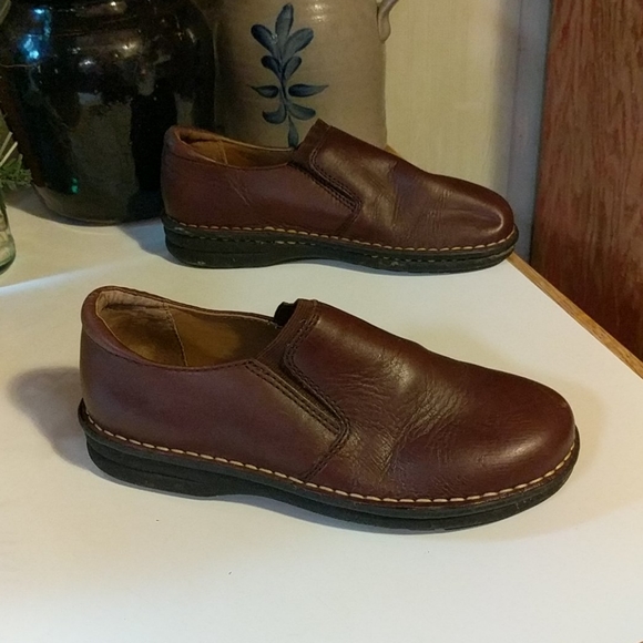 Brown Leather Cherokee Shoes - Picture 3 of 8